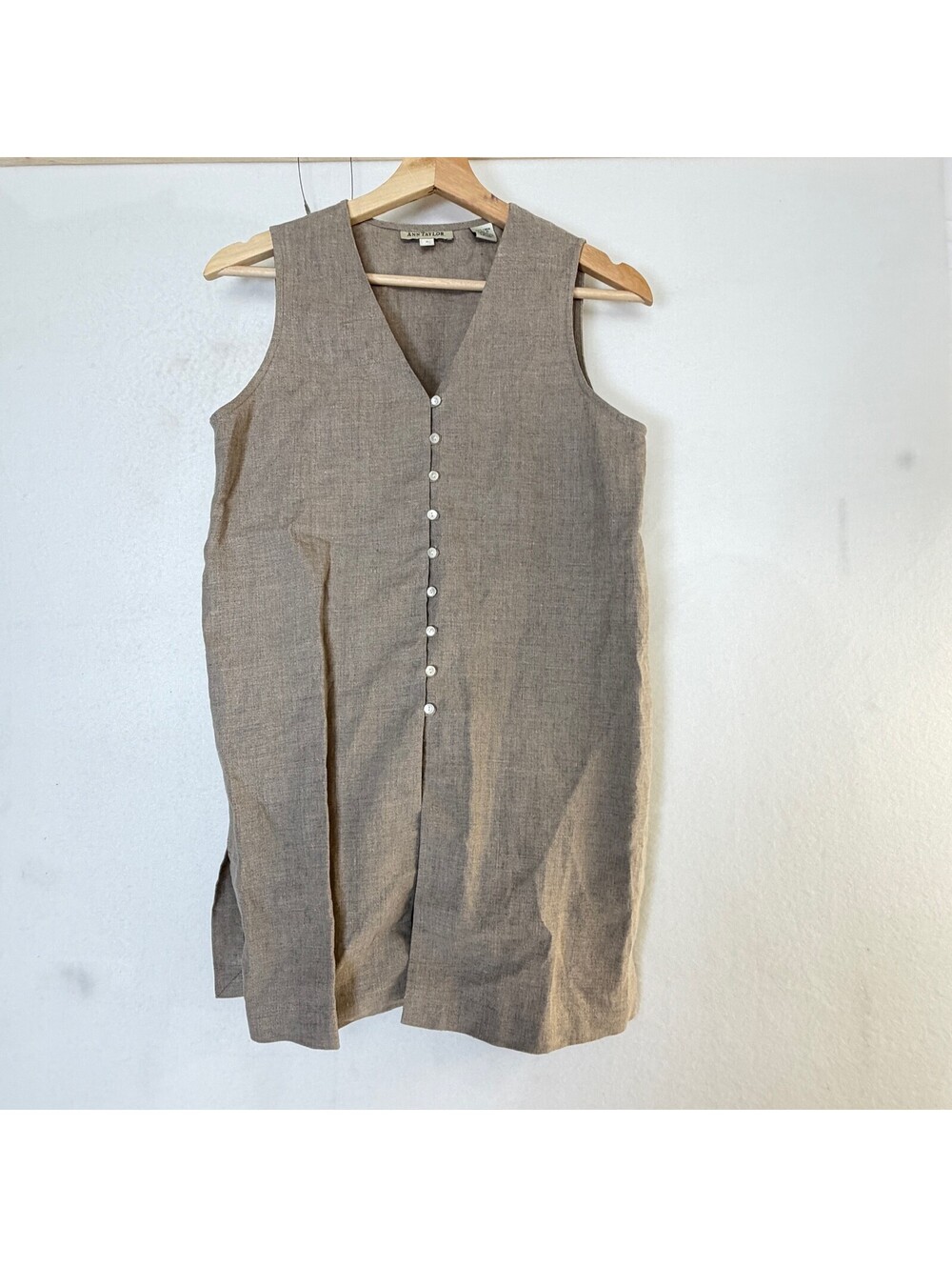 Ann Taylor 100% Linen Sleeveless Button Front Vest Top Tan Size P B-13